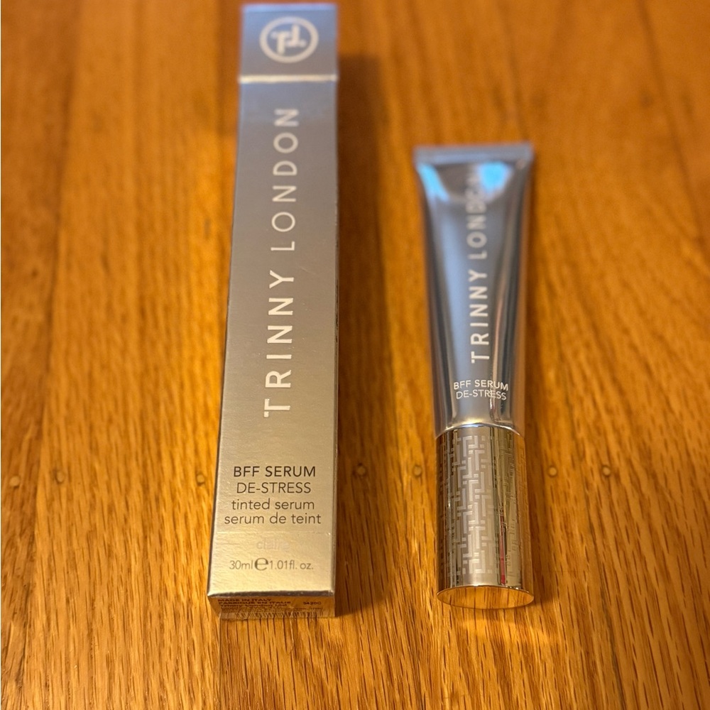 Trinny London BFF Serum De-Stress Tinted Foundation - Silver